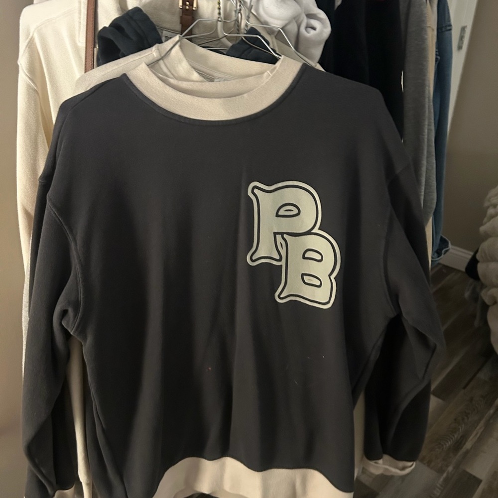 PLAYBOY PB Logo Sweatshirt in Black and Cream